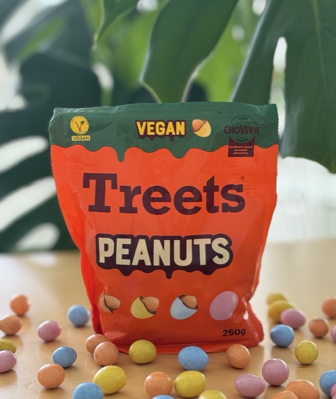 Treets vegan peanuts with ChoViva